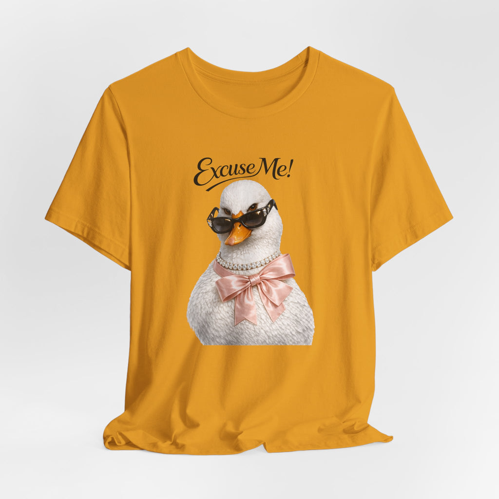 Excuse Me ! T-shirt Cygne Stylé — T-shirt graphique avec lunettes de soleil mignonnes et nœud papillon