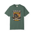 Raccoon Warning Graphic T-Shirt | French Text "Regarde Derrière"